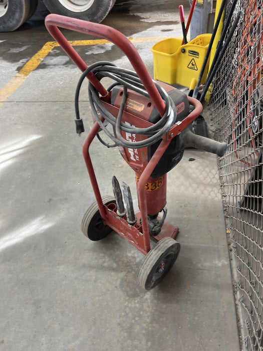 2020 HILTI TE 3000-AVR