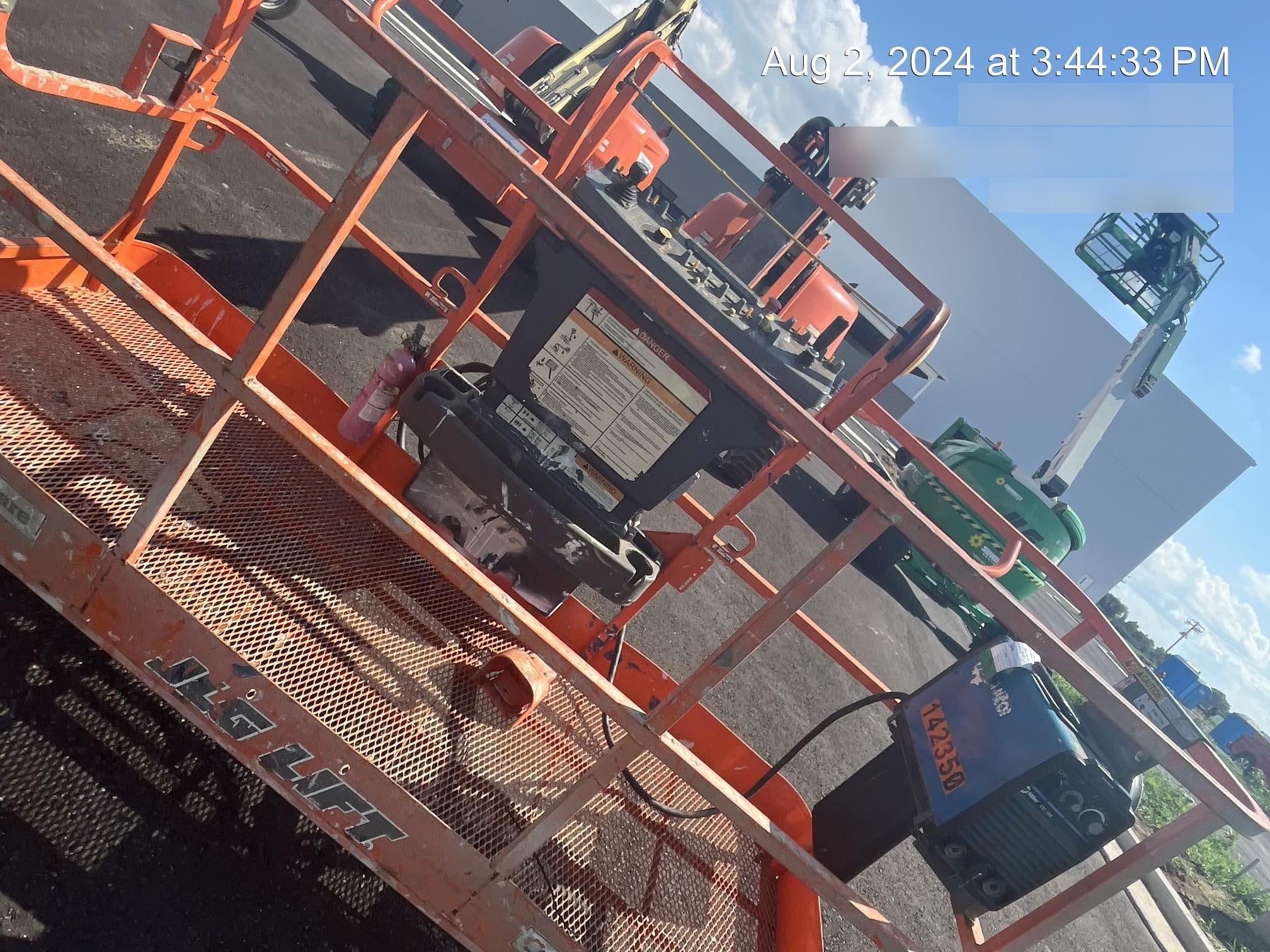 2021 JLG 660SJ