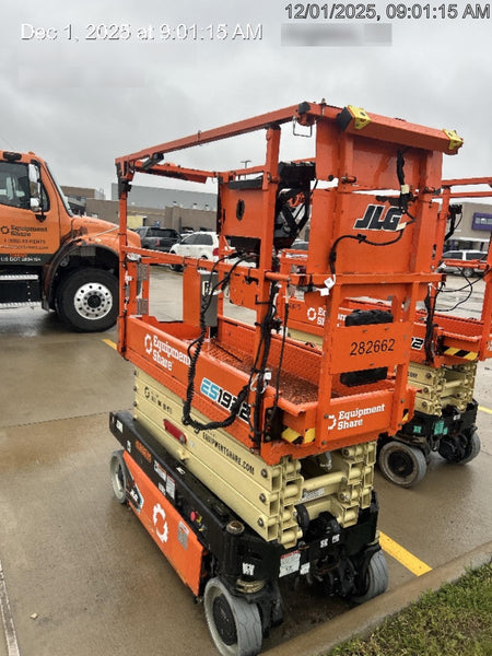 2022 JLG ES1932