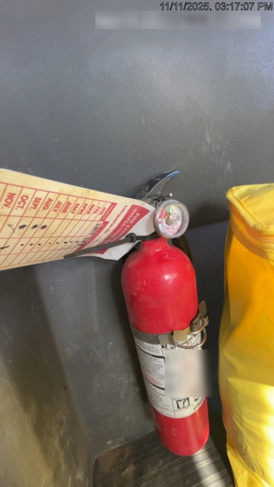 2023 CHEVROLET Express Van - Rental