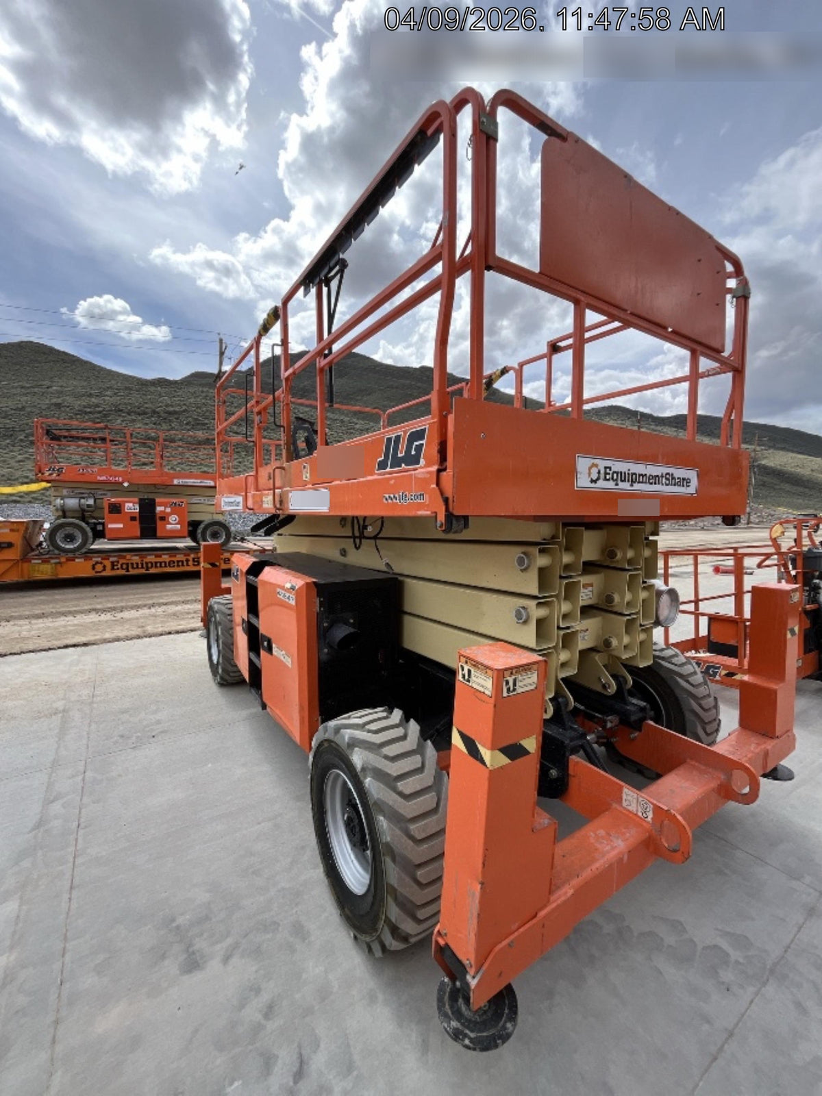 2019 JLG 430LRT