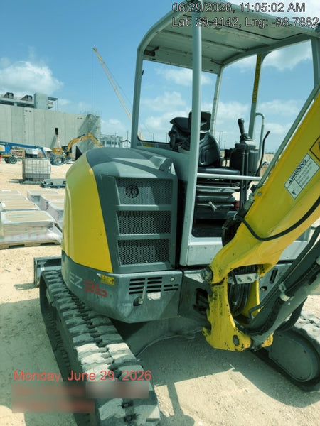 Wacker Neuson EZ36 Canopy unit with one Bucket