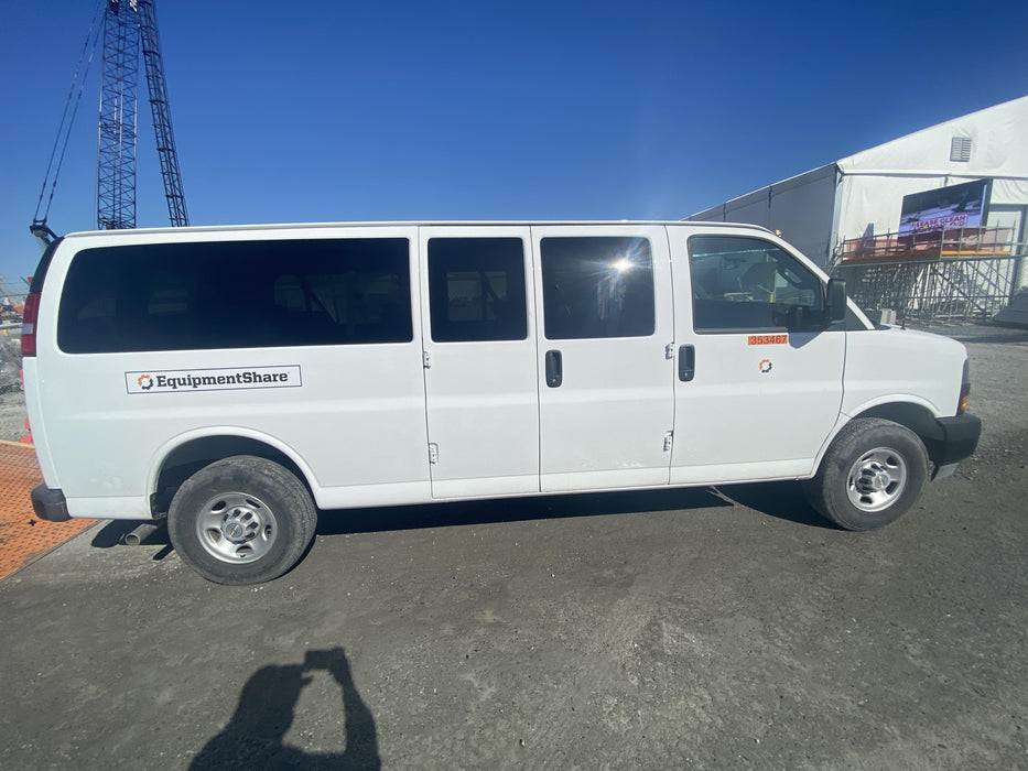 2023 CHEVROLET Express Van - Rental