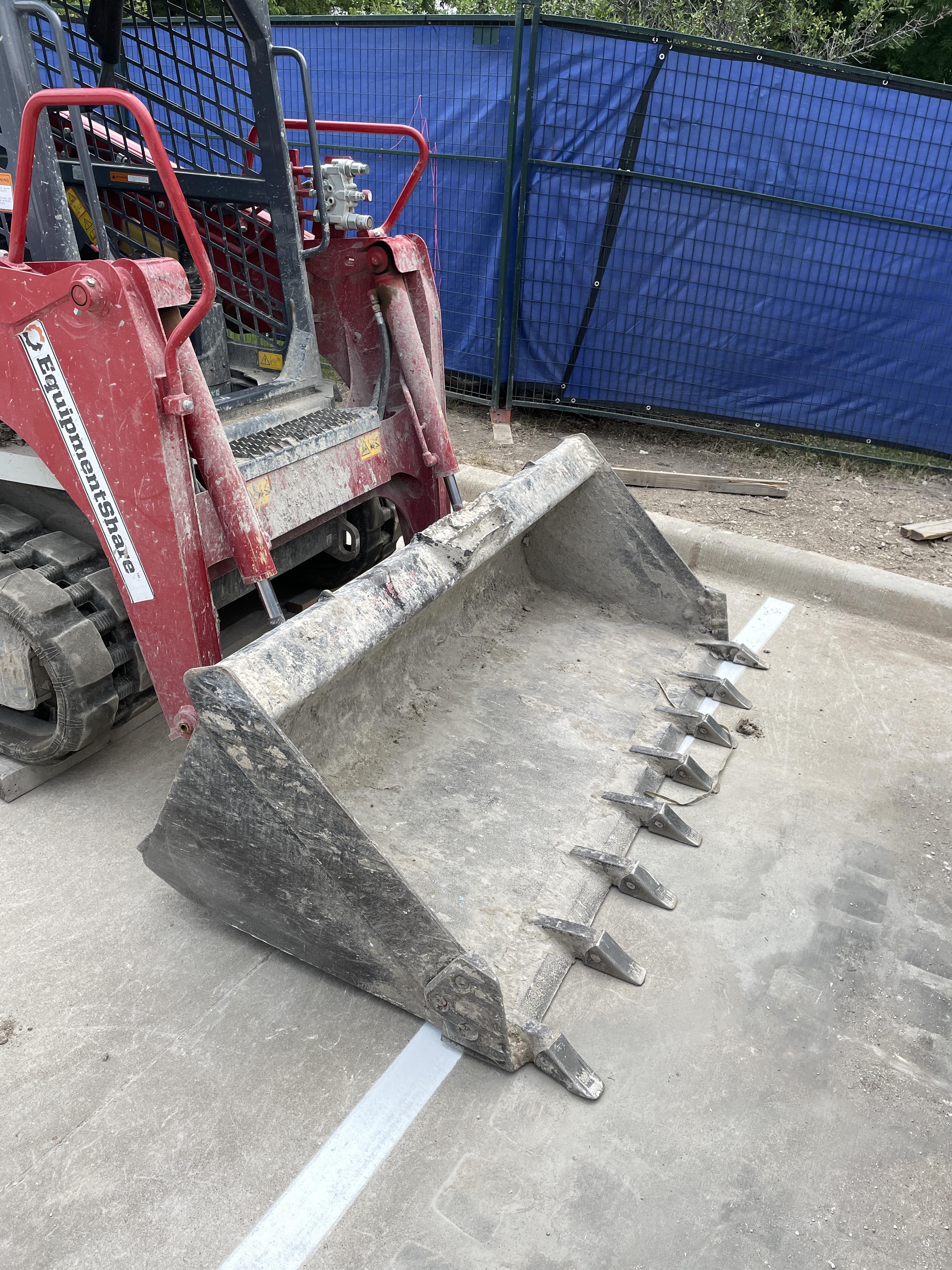 2023 TAKEUCHI TL6R