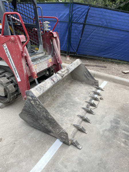 2023 TAKEUCHI TL6R