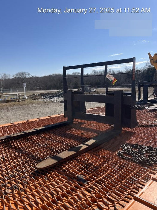 2024 ARROW MATERIAL HANDLING 48" Pallet Forks - Arrow