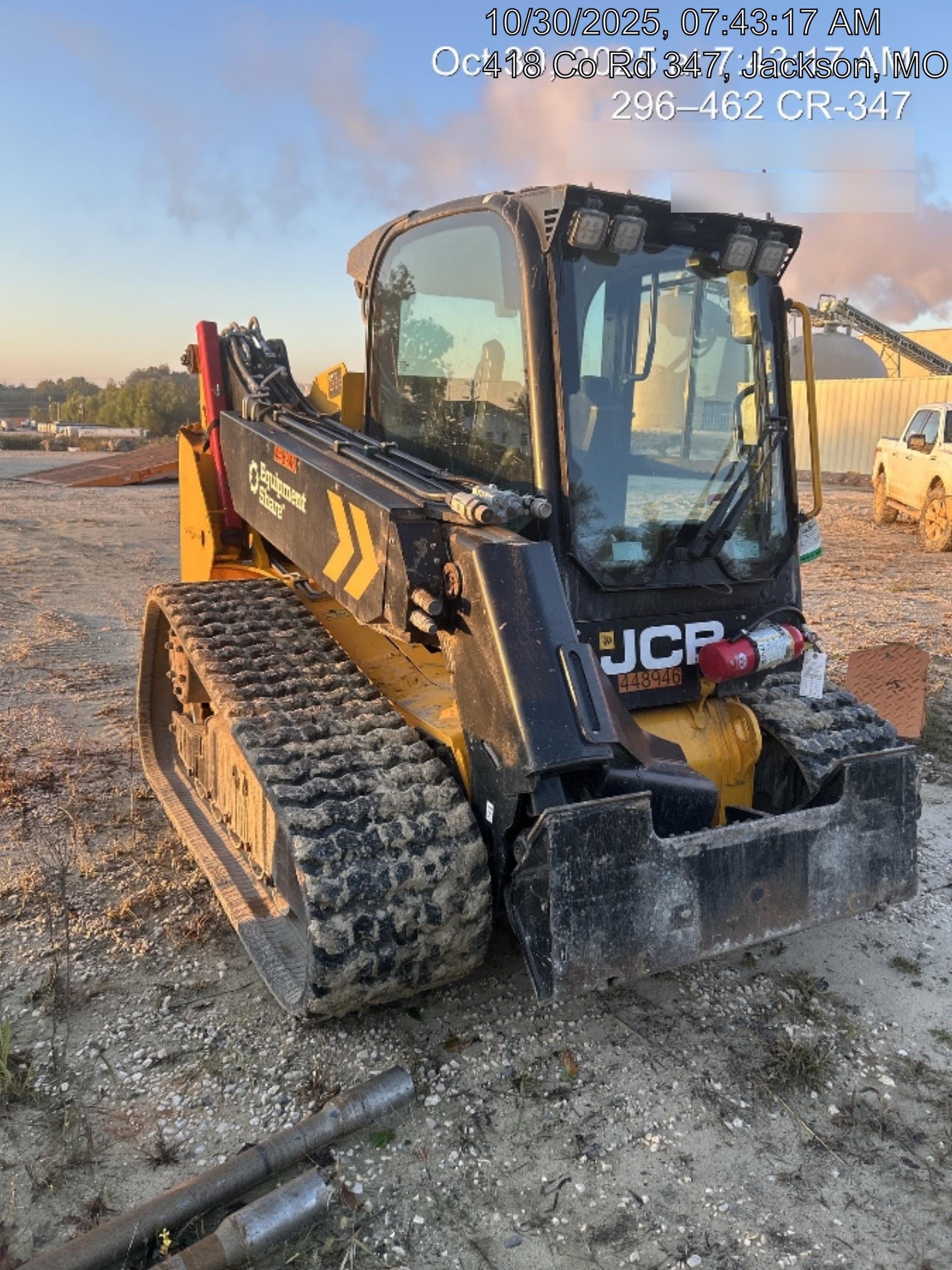 2024 JCB 3TS-8T