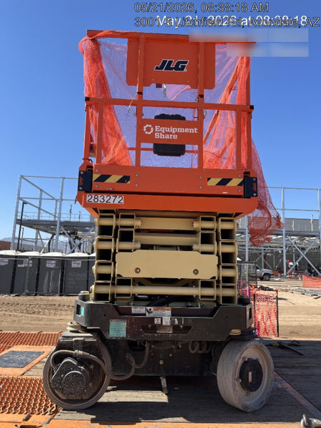 2022 JLG ES3246
