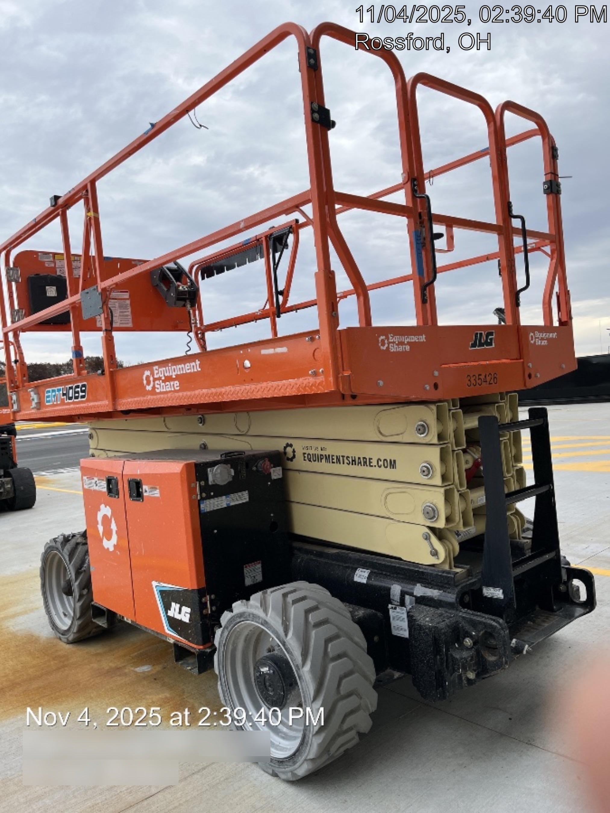 2023 JLG ERT4069