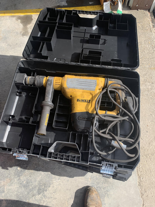 2021 DEWALT D25614K