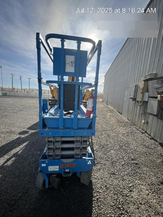 2020 Genie GS-1930 Solid Non Marking Tires, Beacon, Folding rails with half height swing gate, 800W Inverter