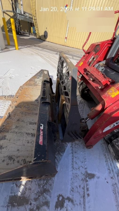 2022 PALADIN 48" Pallet Forks - Paladin