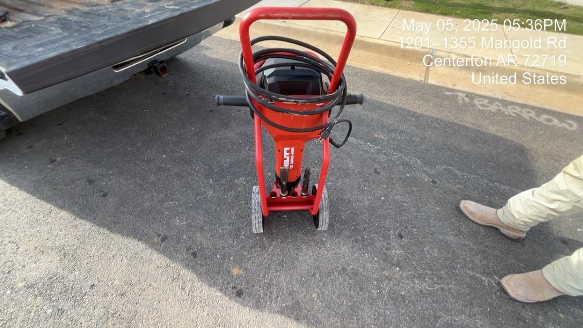 2025 HILTI TE 3000-AVR