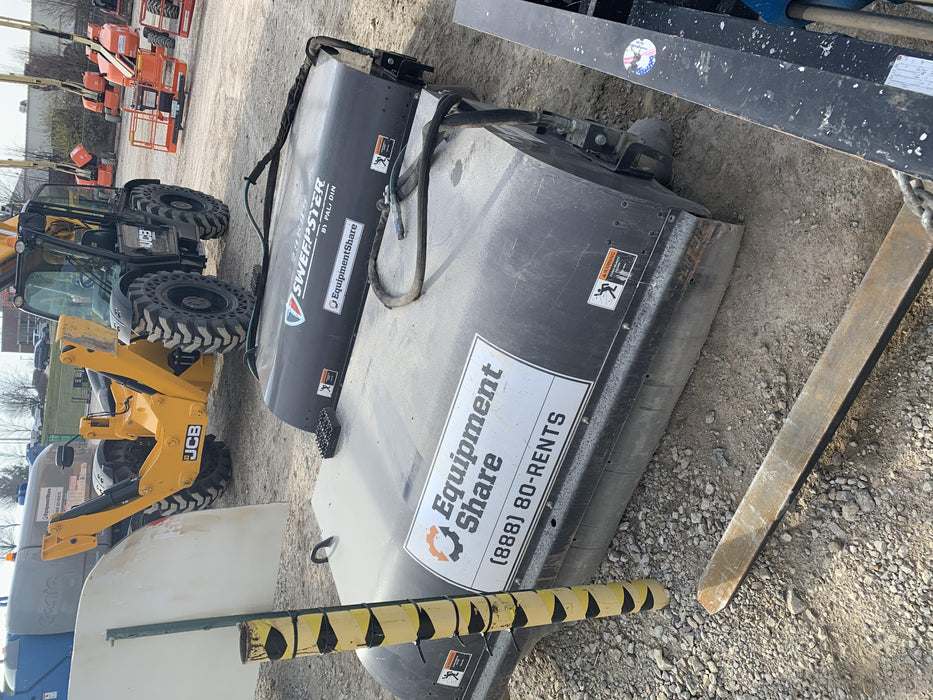 2020 PALADIN Sweepster SB72