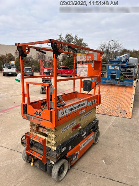 2022 JLG ES1932