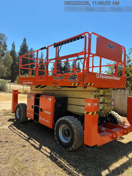 2023 JLG RT4394