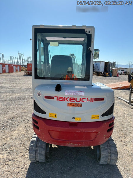 2021 TAKEUCHI TB235-2CR