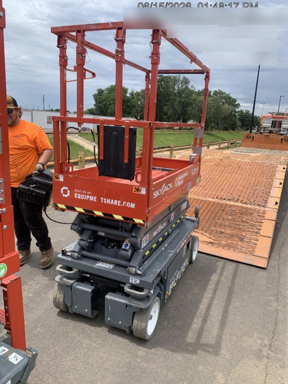2024 Skyjack SJ3219 Electric Drive, Sld NM Tires, DBcns, RFRails, Power to Platform, T3 + Access Control