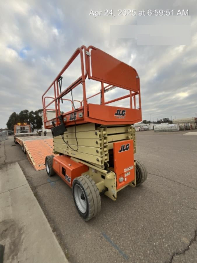 2021 JLG 4069LE
