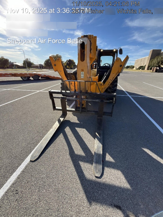 2019 JCB 512-56 109 HP w/Open ROPS, Beacon, Aux Hydraulics, Worklights, Solid Tires 60" Carriage/Forks