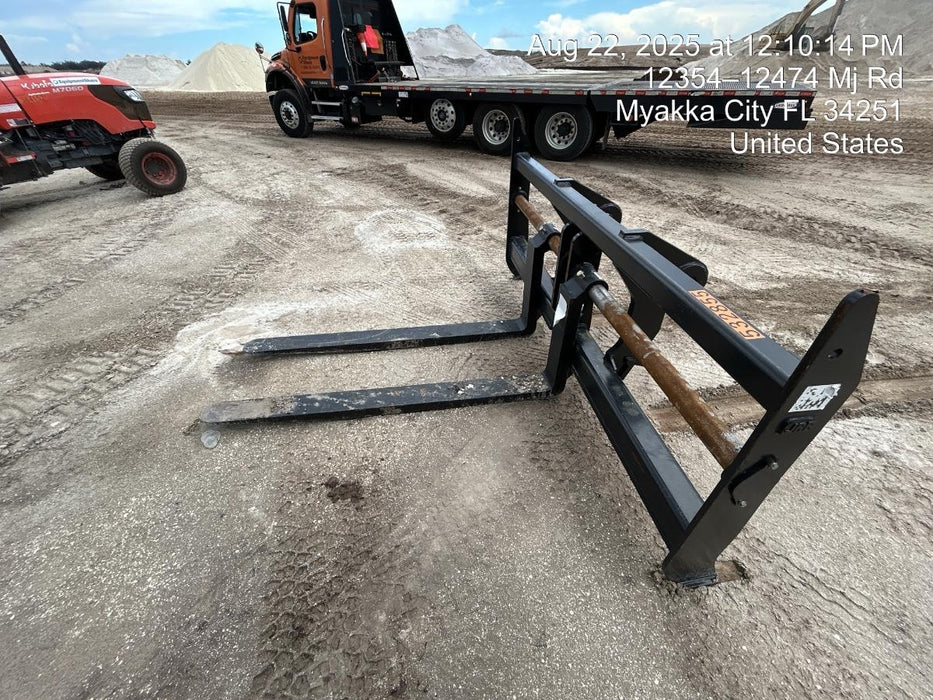 2025 PALADIN 72" Forks