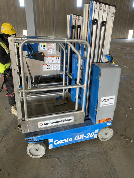 2021 GENIE GR-20
