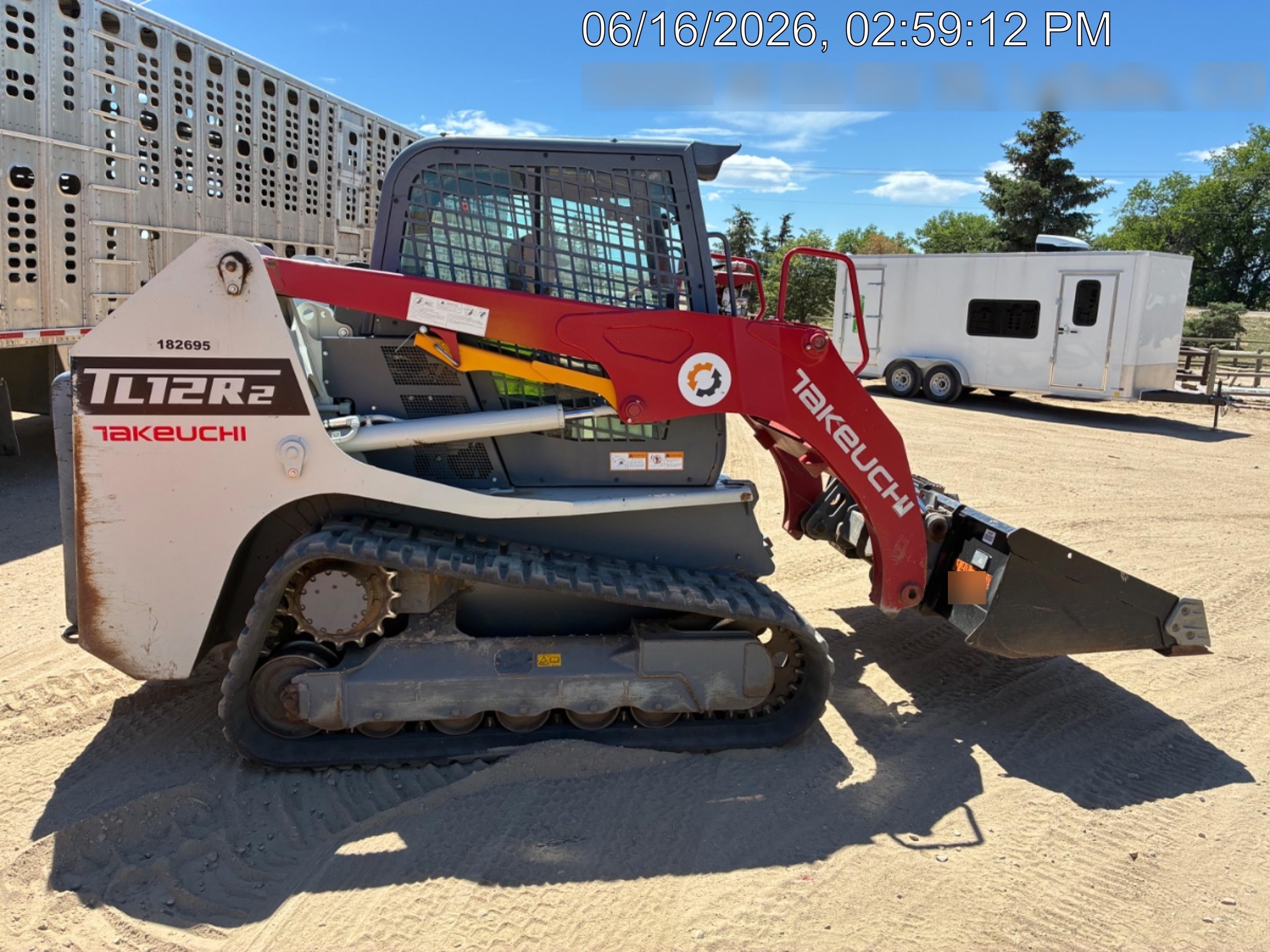 2021 TAKEUCHI TL12R2-CR