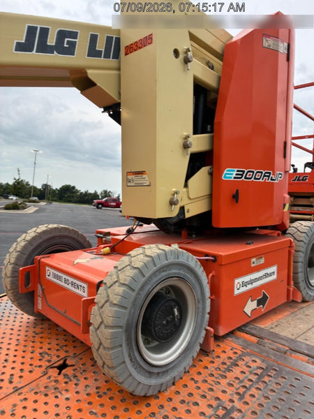 2022 JLG ES1932