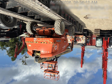 2022 JLG 660SJ