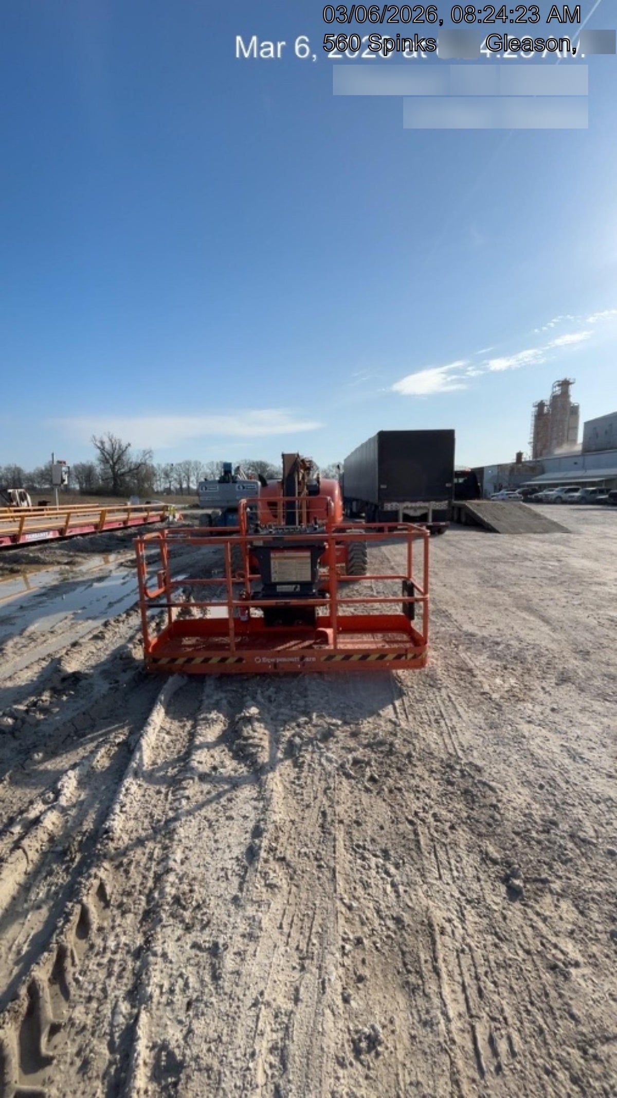 2022 JLG 600AJ