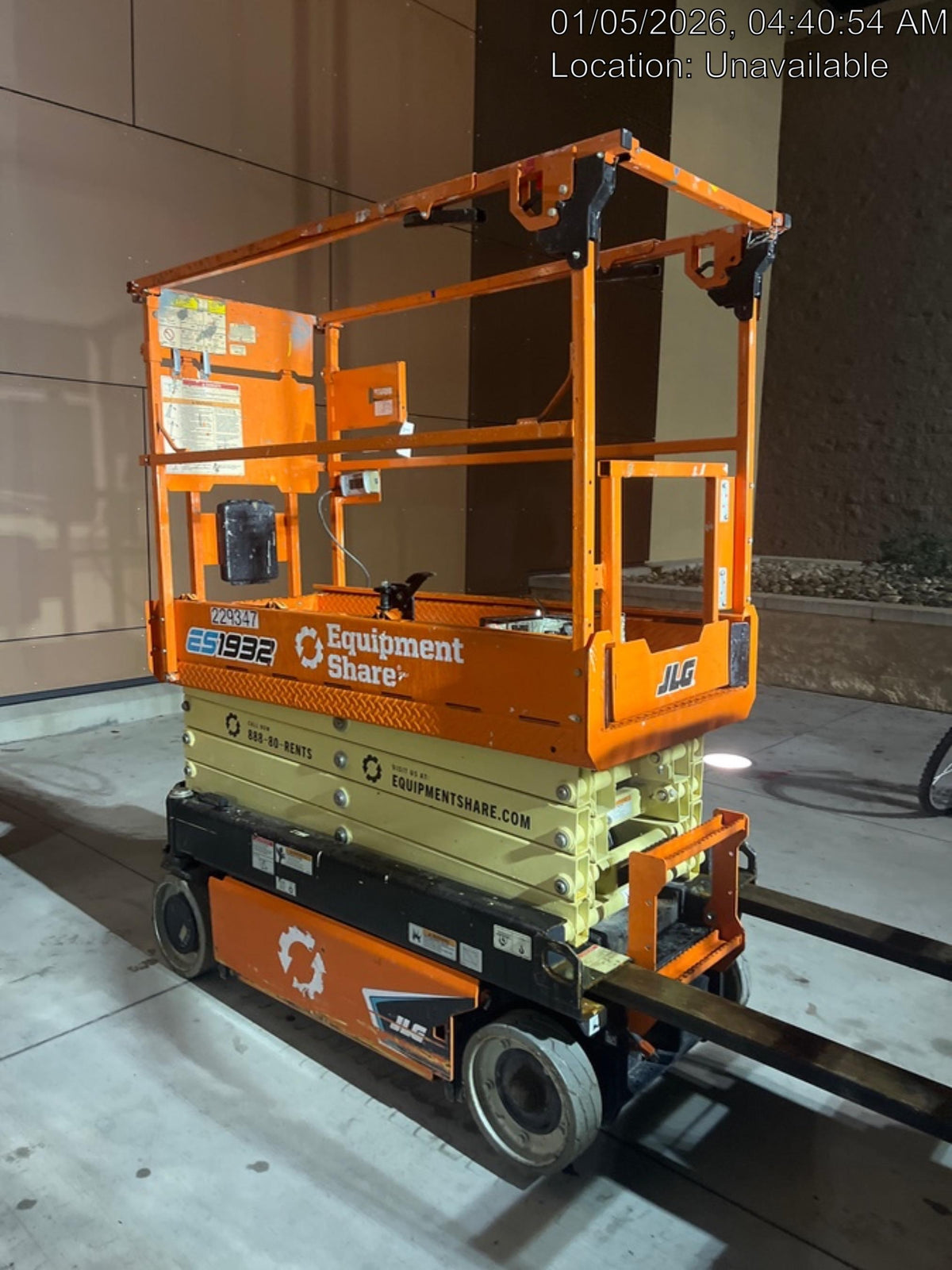 2022 JLG ES1932