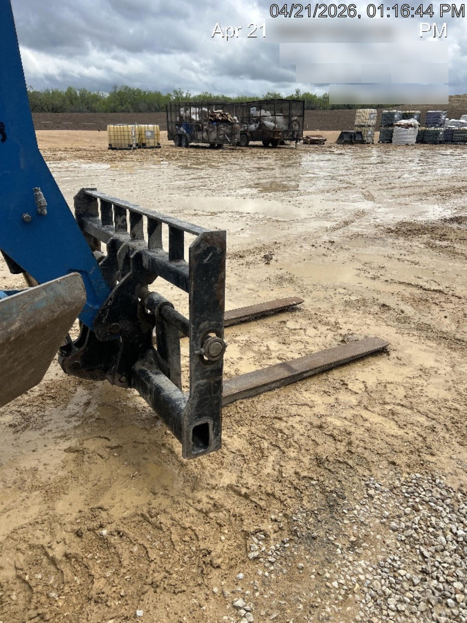 2017 GENIE GTH-1056