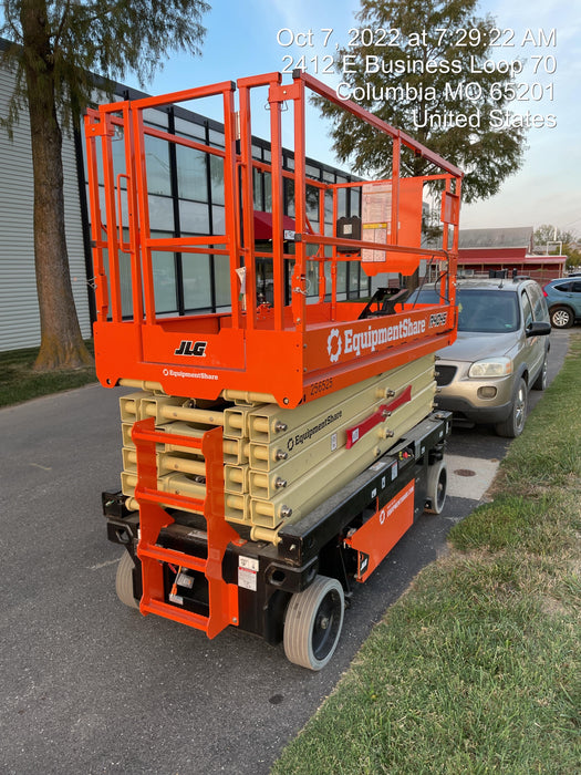 2022 JLG R4045