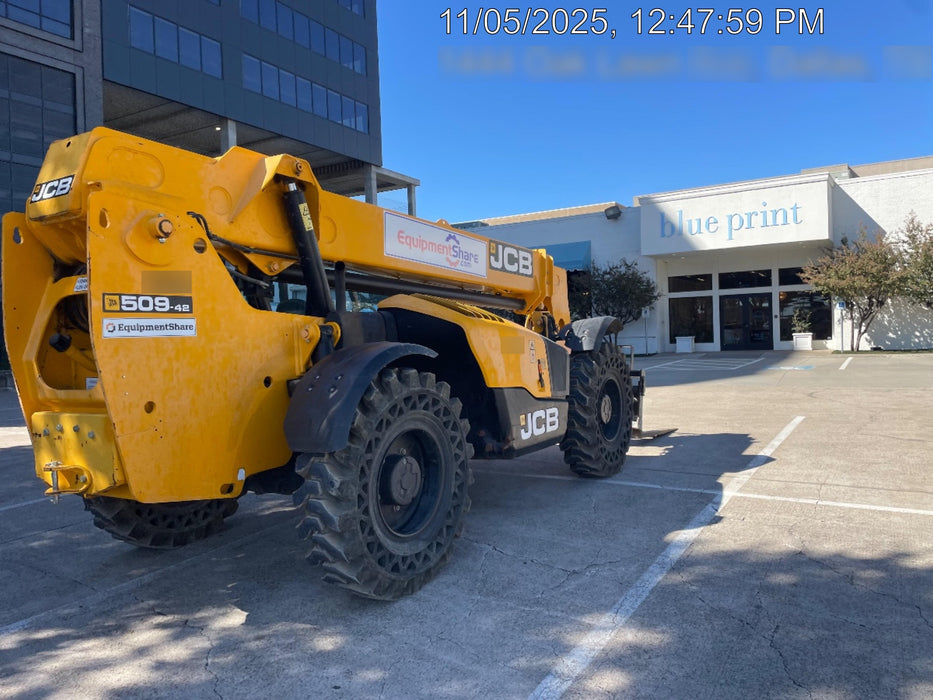 2019 JCB 509-42 Open ROPS, 74 HP, Solid Tires, Worklights, Beacon, Aux Hydraulics, Lifting Eye 66" Carriage/60" Forks