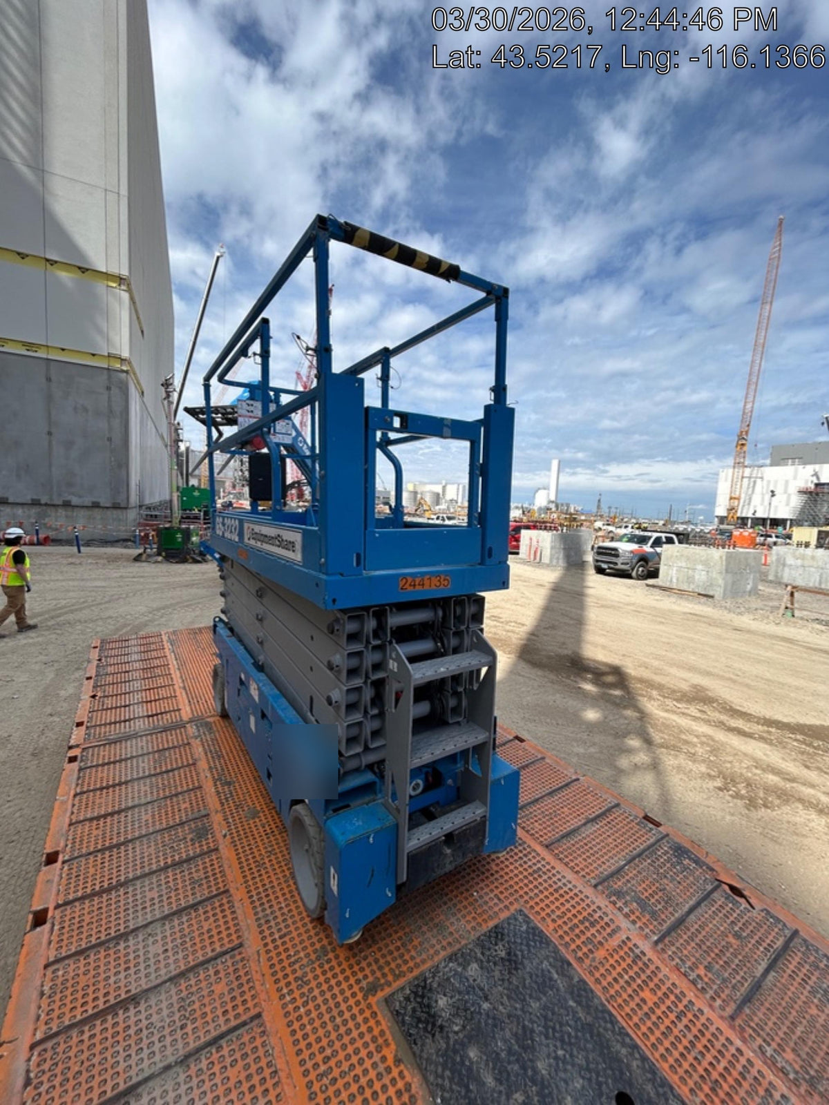 2022 GENIE GS-3232