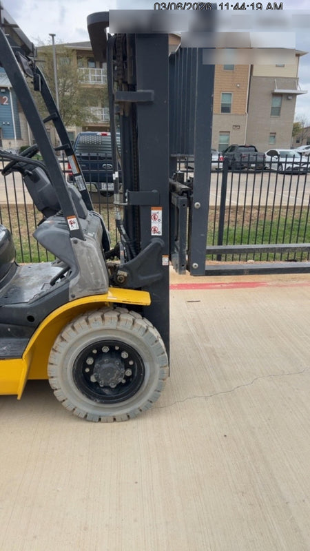 2022 KOMATSU FG25T-16