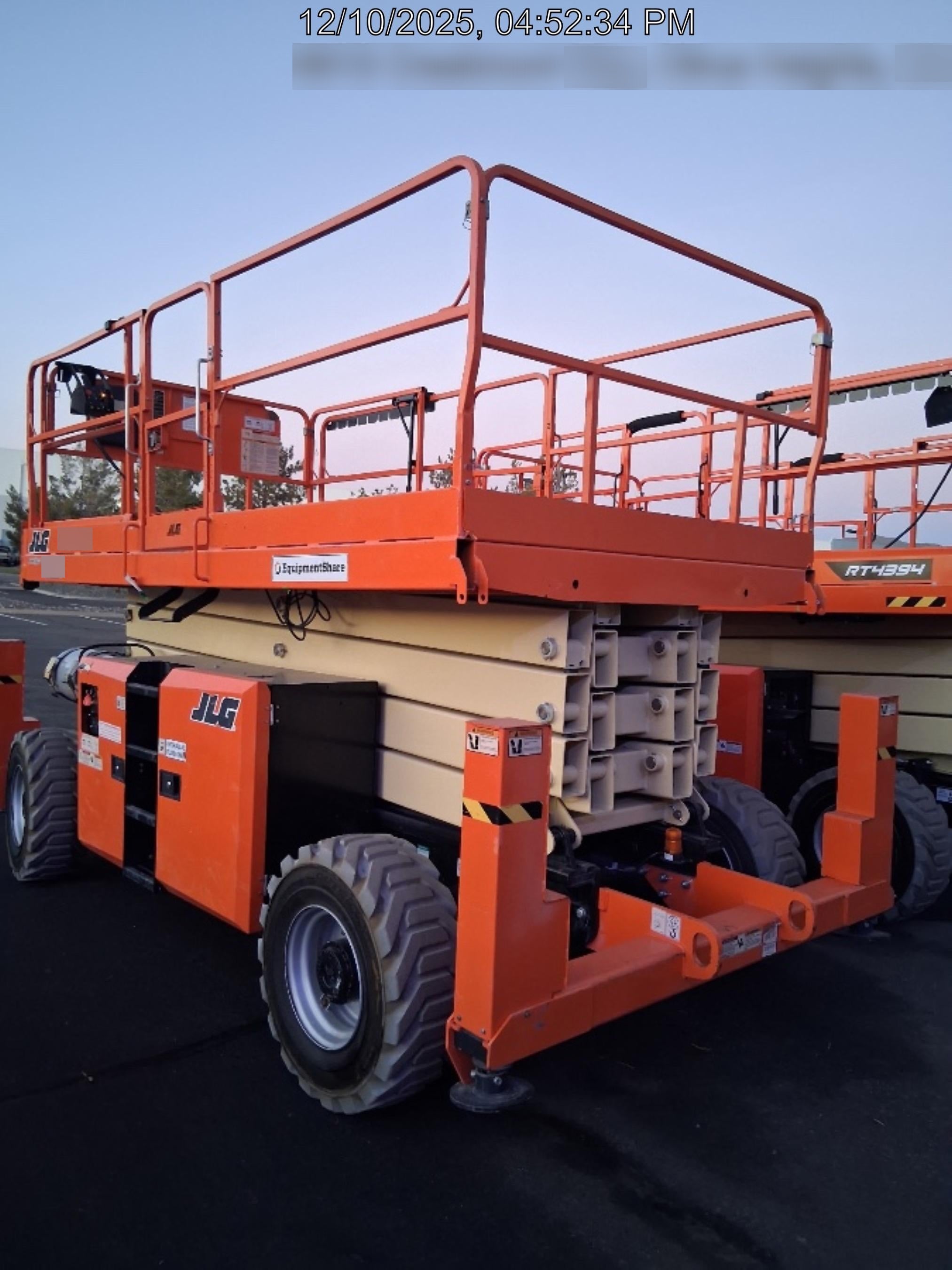 2019 JLG 430LRT