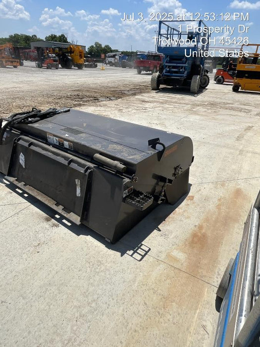 2025 PALADIN Sweepster SB72