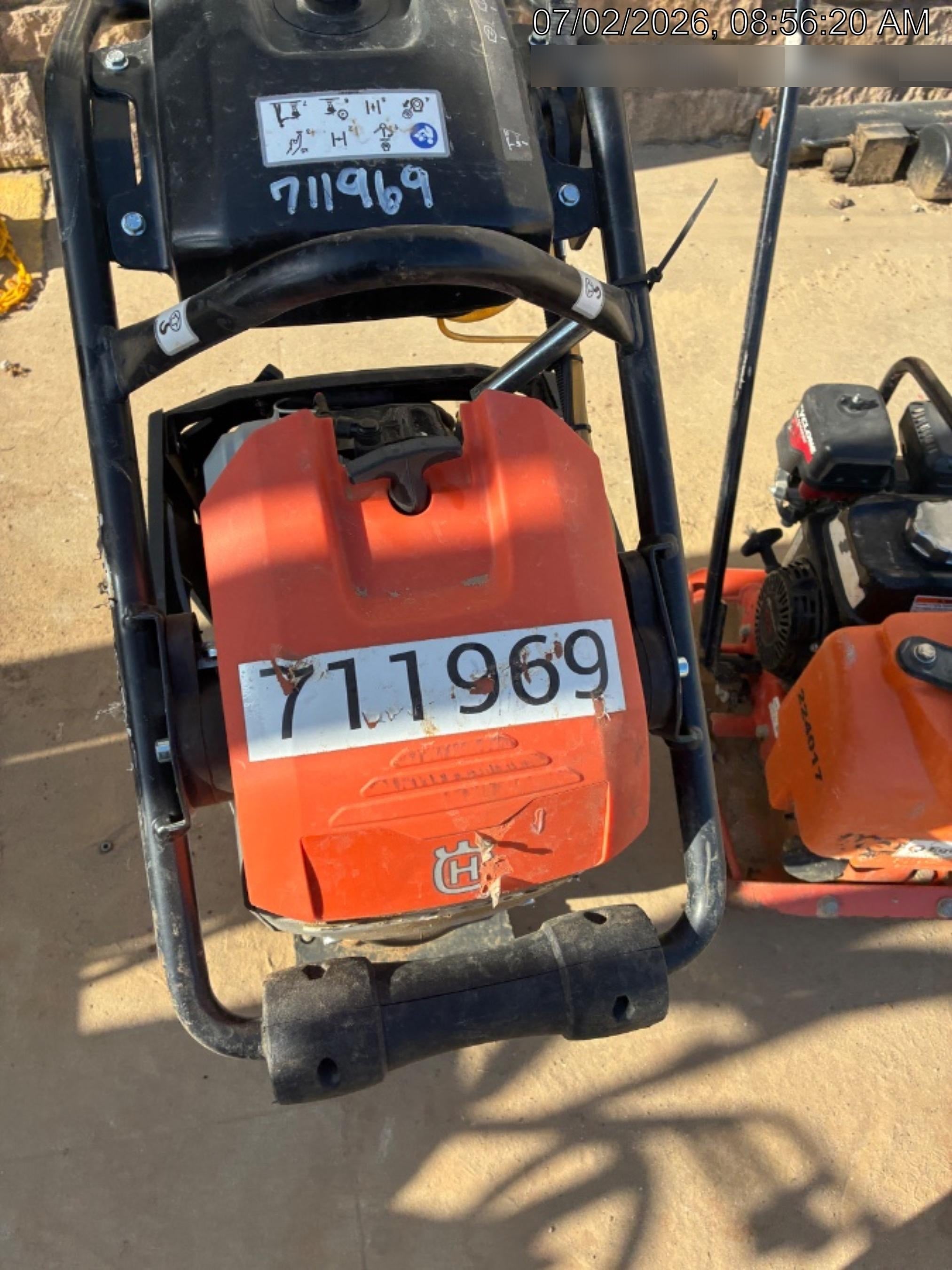 2026 HUSQVARNA LT6005