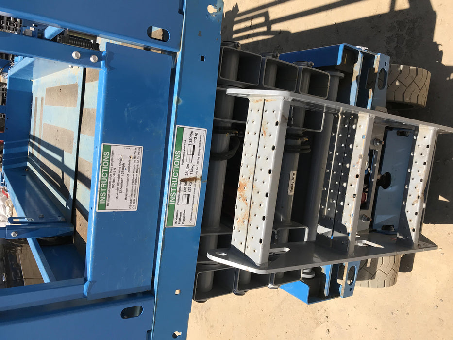 2019 Genie GS-2632 Folding rails with half height swing gate