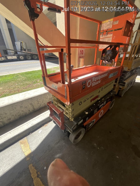 2022 JLG ES1932