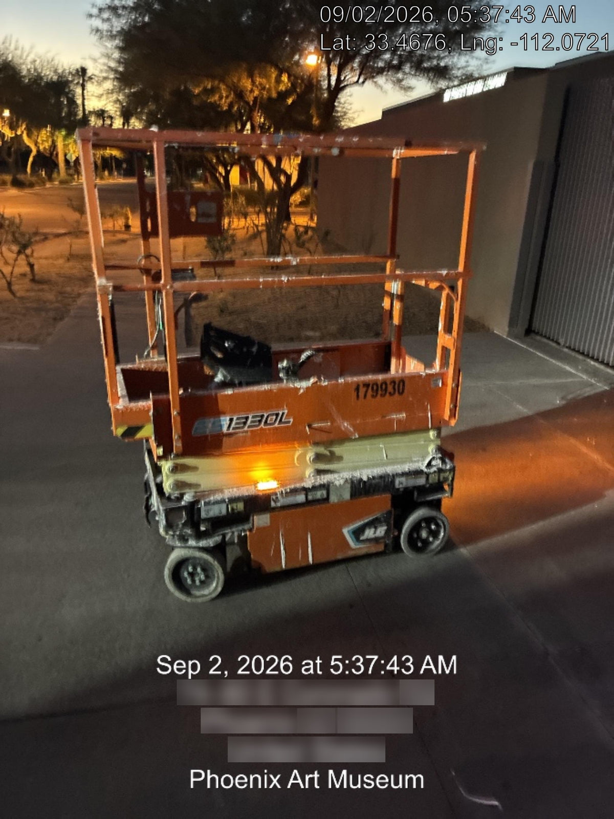 2021 JLG ES1330L