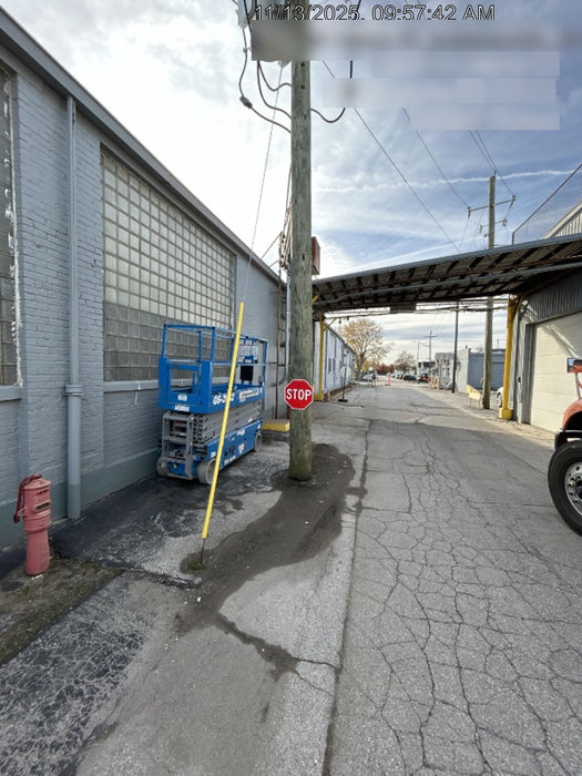 2020 Genie GS-2632 Solid NM Tires, Folding Rails with Half-Height Swing Gate, Beacon