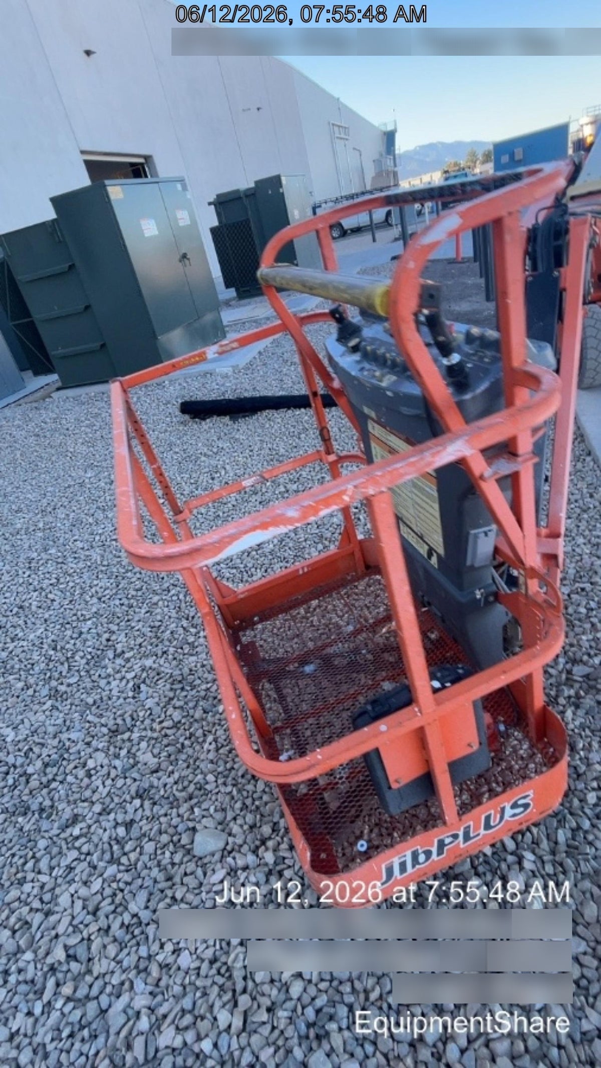 2019 JLG E400AJPN