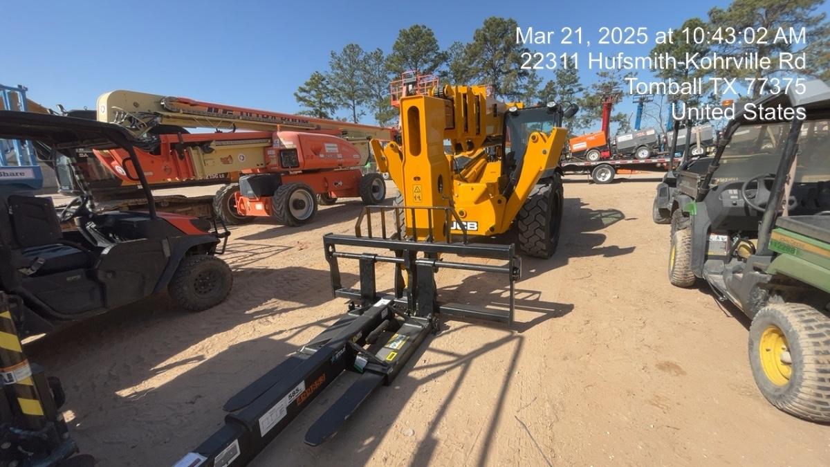 2025 JCB 512-56