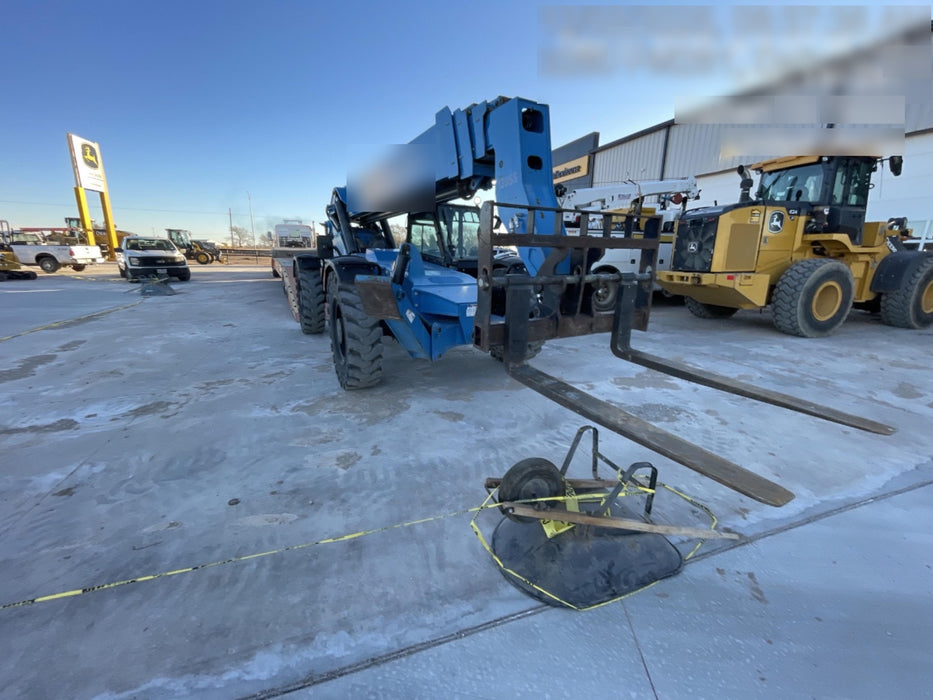 2018 Genie GTH-1056 Genie GTH-1056 w/CAB, Solid Tires, Work Lights, 60" carriage/forks, cab mesh, beacon