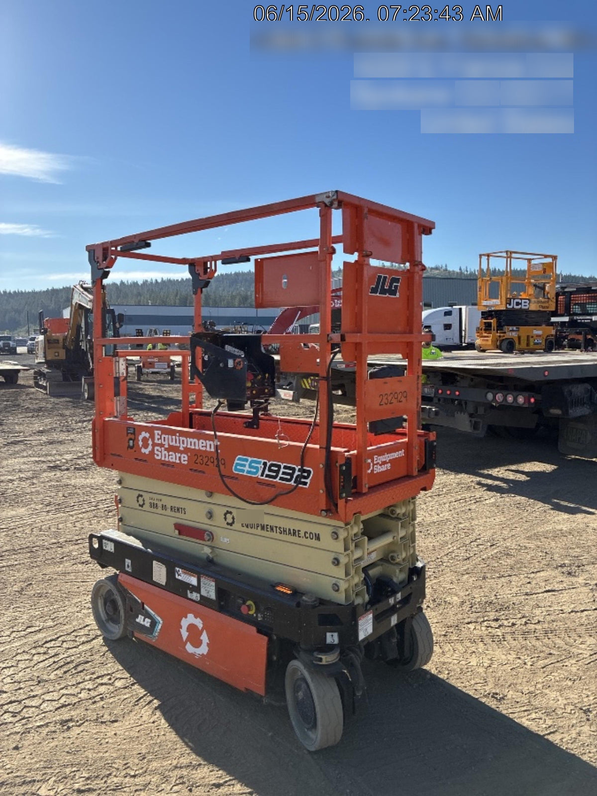 2022 JLG ES1932