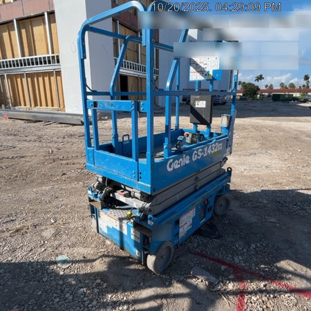 2023 GENIE GS-1432