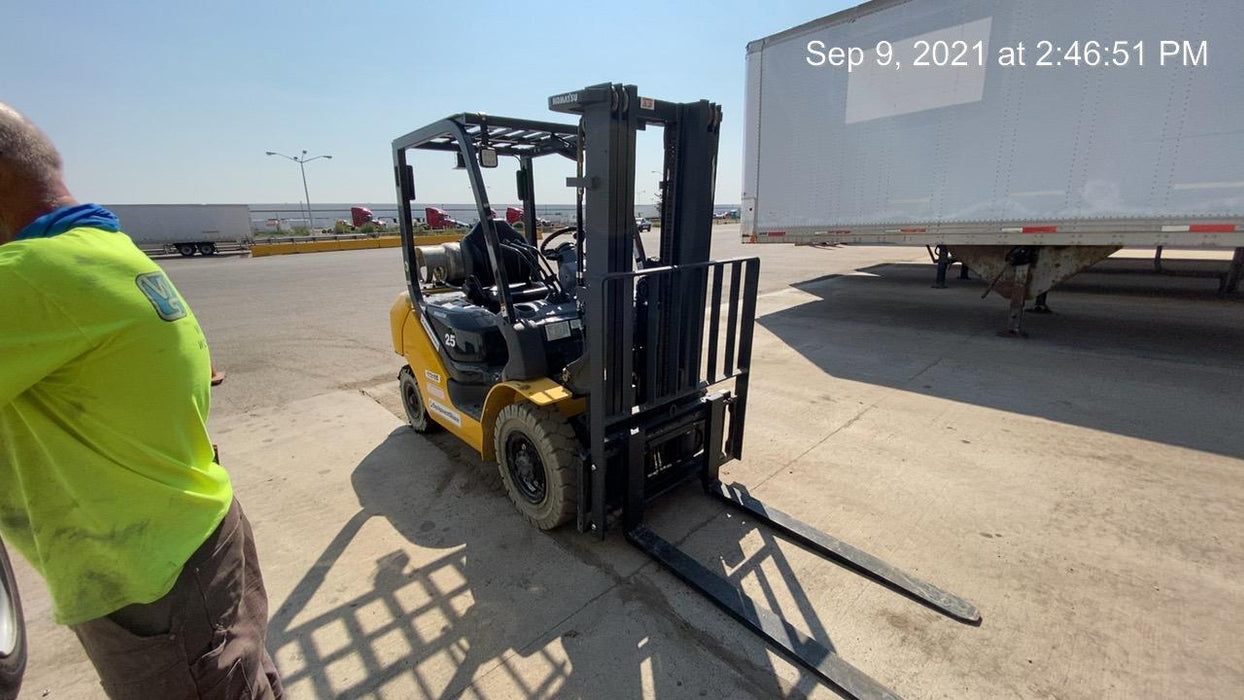 2021 KOMATSU FG25T-16