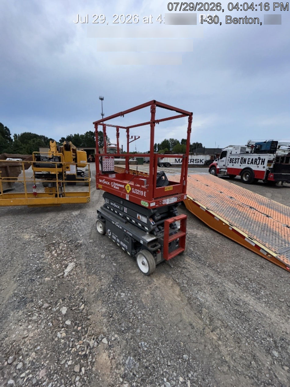2024 SKYJACK SJ3219